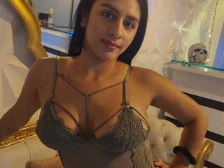 Erotik görüntülü sohbet PamelaQueen19