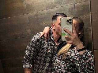 Erotik görüntülü sohbet Parejaveintidos