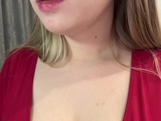 Erotik görüntülü sohbet AlinaRay