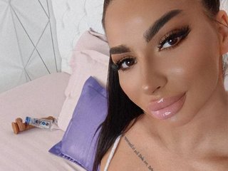 Erotik görüntülü sohbet PeachxPerfect