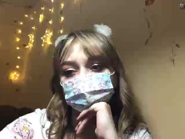 Yayın ekran görüntüleri PeachyMoon