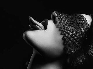 Erotik görüntülü sohbet penni20