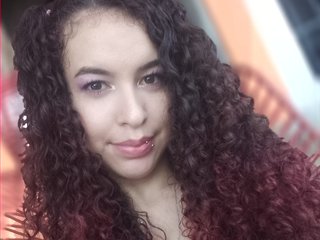 Erotik görüntülü sohbet petitelucy