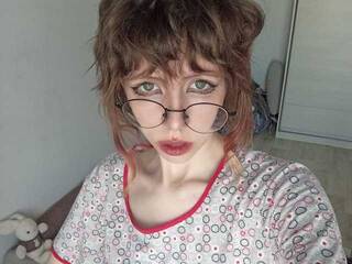 Erotik görüntülü sohbet Plushyy