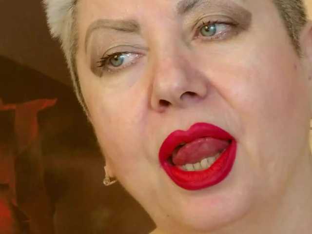 Yayın ekran görüntüleri PoshLadyx