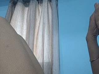 Erotik görüntülü sohbet Praveenatelugu