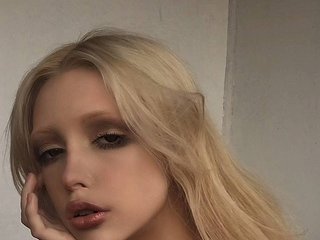 Erotik görüntülü sohbet Pretty-Rosse