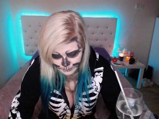 Yayın ekran görüntüleri PrettyandNaug