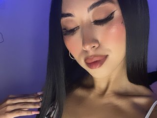 Erotik görüntülü sohbet Prettycloee