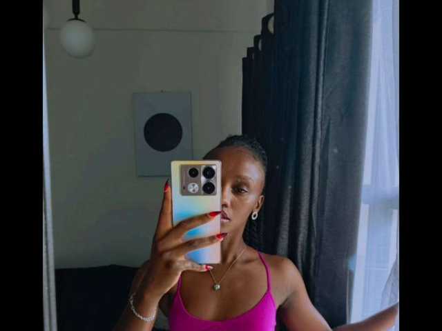 Profilin fotoğrafı Prettygee