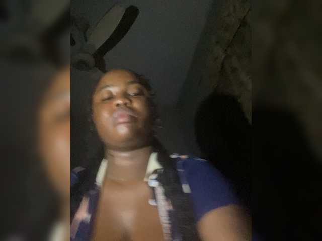 Yayın ekran görüntüleri PrettyJade