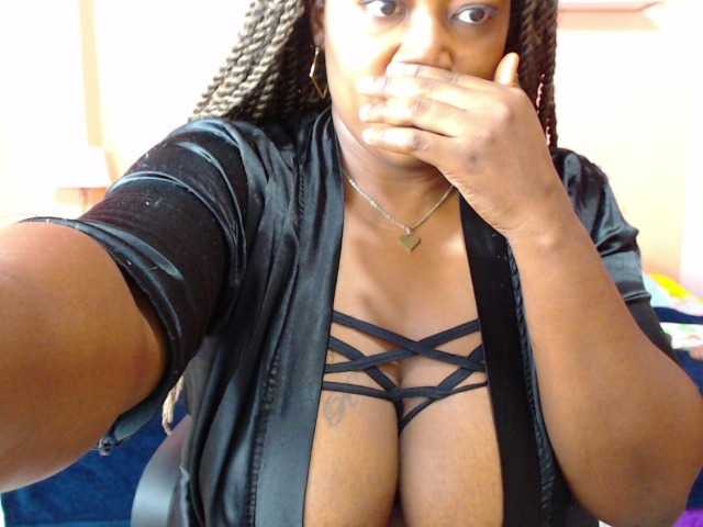 Yayın ekran görüntüleri princes-ebony