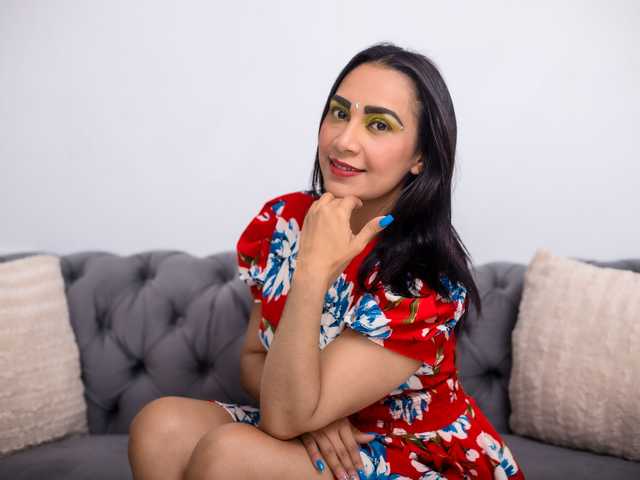 Profil resmi Priya-Varma
