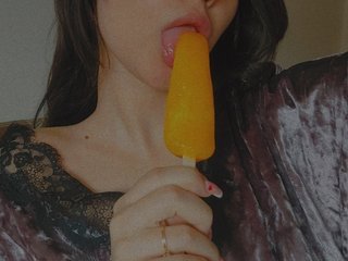 Erotik görüntülü sohbet PupsikBomb