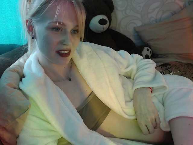 Fotoğraflar Vero_nica Press in the heart! 519 pussy) Lovens from 2 tk, 20 - pleasant vibration, 69 - random In private with toys, Cam2Cam Before the private 101 tokens