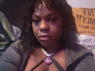 Erotik görüntülü sohbet RaiNNTheDickWhisperer