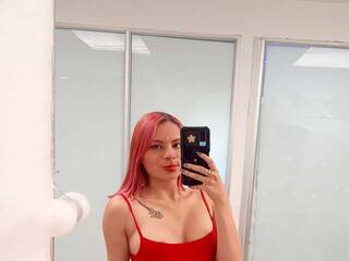 Erotik görüntülü sohbet Rayveen