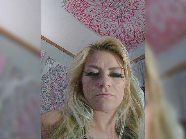 Yayın ekran görüntüleri realchichi