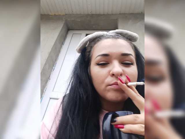 Yayın ekran görüntüleri Reaveragaby