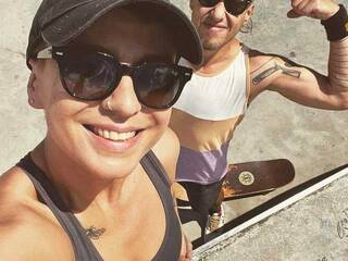 Erotik görüntülü sohbet Rebel4life