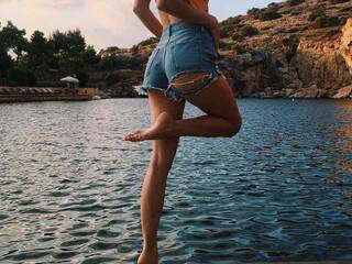 Erotik görüntülü sohbet RedBeast69