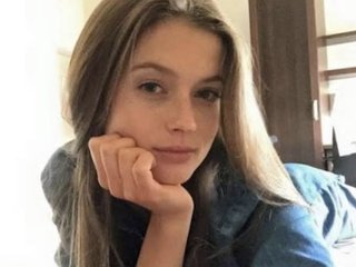 Erotik görüntülü sohbet Regina-Lynne