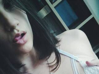 Erotik görüntülü sohbet Reinammm