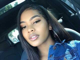 Erotik görüntülü sohbet reinelia21