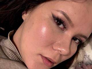 Erotik görüntülü sohbet reiny