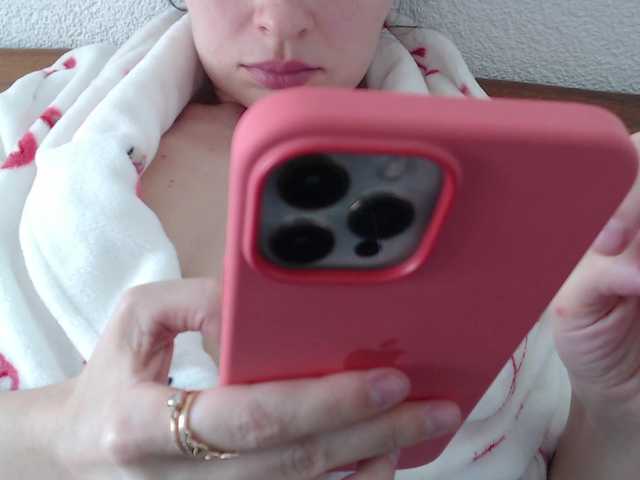 Yayın ekran görüntüleri Tifffannny