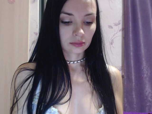 Yayın ekran görüntüleri Tifffannny