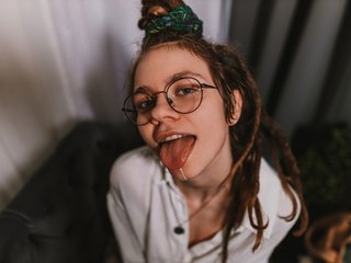 Erotik görüntülü sohbet Rin-Skylar