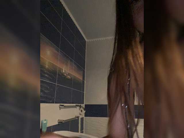 Yayın ekran görüntüleri RitaAdler