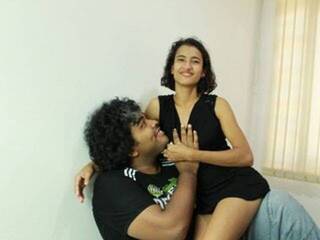 Erotik görüntülü sohbet Robbenandyuly