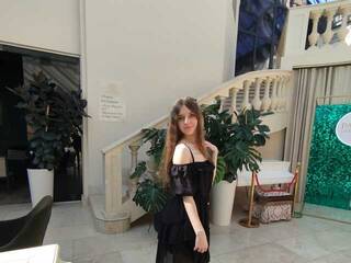 Erotik görüntülü sohbet -KittyDoll-Meow-