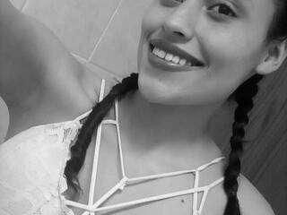 Erotik görüntülü sohbet Rooxy1