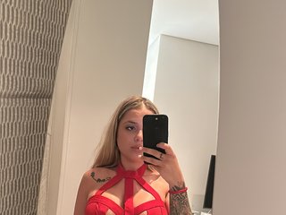 Erotik görüntülü sohbet Rosalliaa