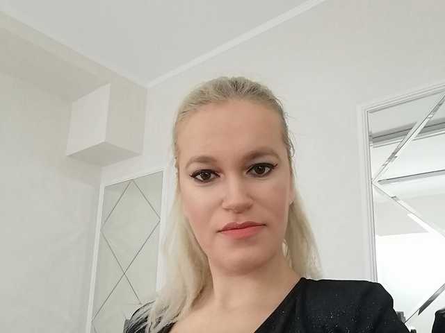 Profilin fotoğrafı Roselyn25