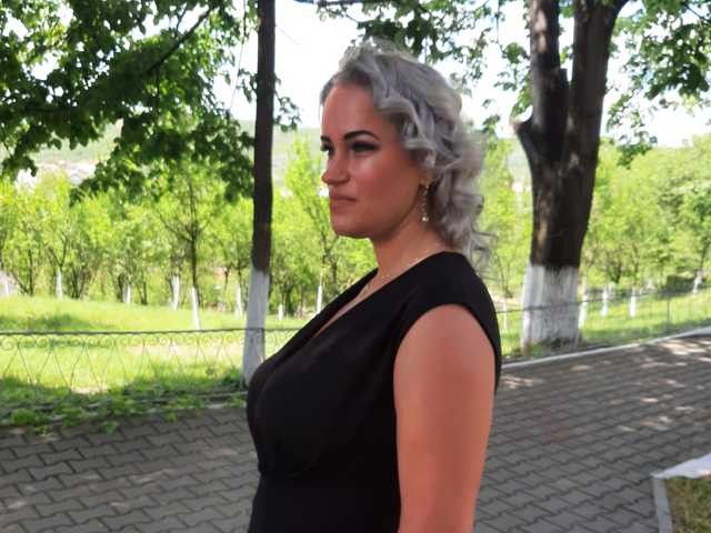 Profilin fotoğrafı Roselyn25