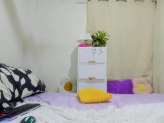 Erotik görüntülü sohbet RoseTinz45