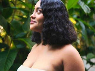 Erotik görüntülü sohbet Rossyann