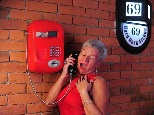 Profilin fotoğrafı roxana-brooks