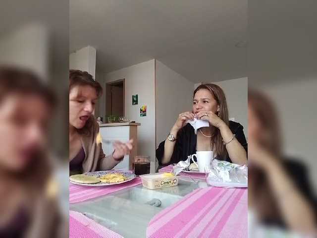 Yayın ekran görüntüleri roxanefoxx0