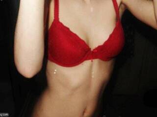 Erotik görüntülü sohbet Roxi24