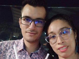 Erotik görüntülü sohbet RoxiSaul