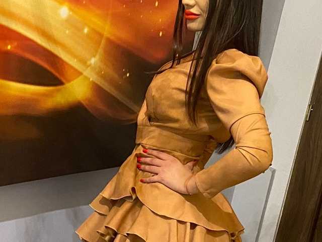 Profilin fotoğrafı RoxyBigAss
