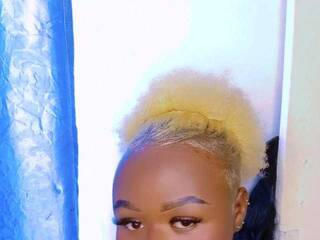 Erotik görüntülü sohbet Roxylola23