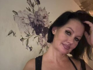 Erotik görüntülü sohbet RoyalBreasts