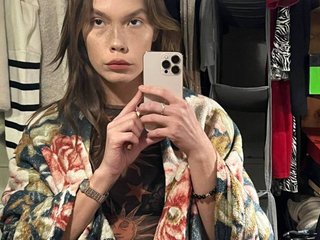 Erotik görüntülü sohbet RubyRedkiss