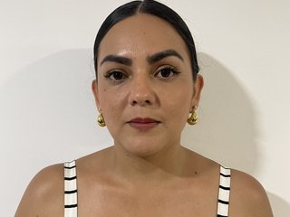 Erotik görüntülü sohbet salome-fox10